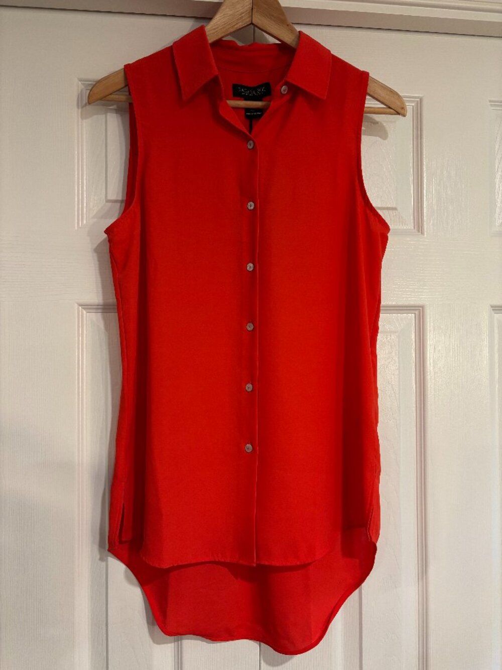 Rachel Zoe Sleeveless Button Front Blouse w/ Collar Red NWT Travel Career
